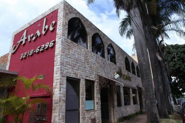 Restaurante Árabe se reinventa aos 55 anos  Empreender em Goiás